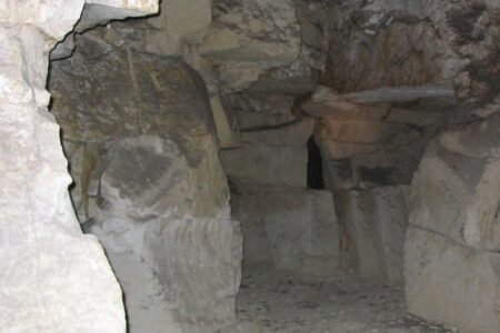 grotte 1 palluau SGA juil 05 carré